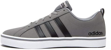 adidas strassenschuhe grau punkte schwarze streifen|Straßenschuhe .